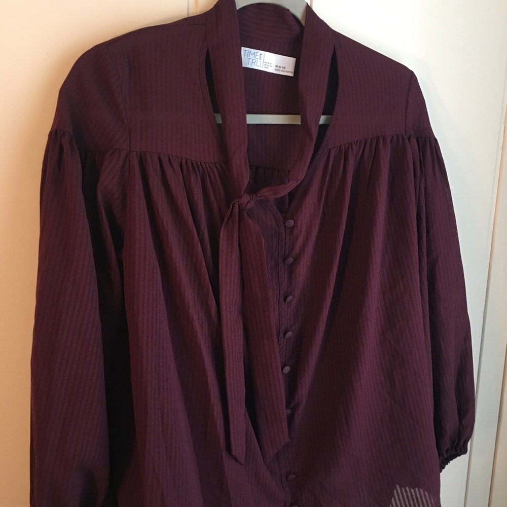 NWOT Plum Business Wear Blouse